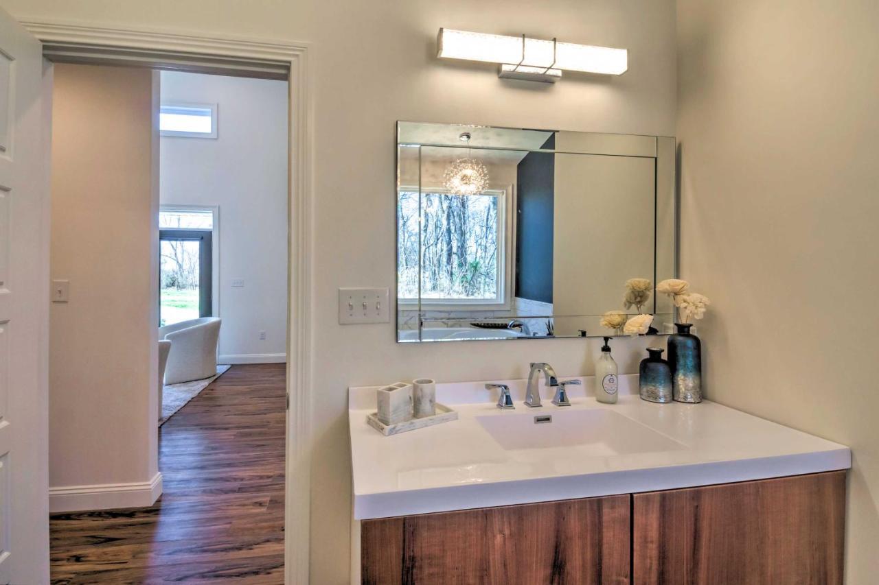 Upscale And Quiet Paducah Retreat On 15 Acres! Villa Luaran gambar